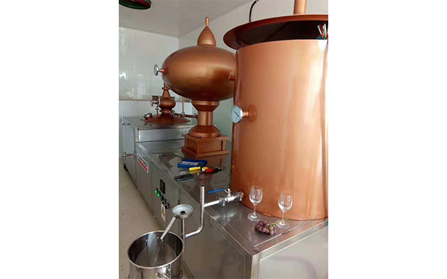 蒸餾設(shè)備 蒸餾設(shè)備